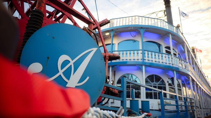 Das Passagierschiff „Lousiana Star“ ist eines von 30 Schiffen der Reederei, die für Touren unterwegs sind.
