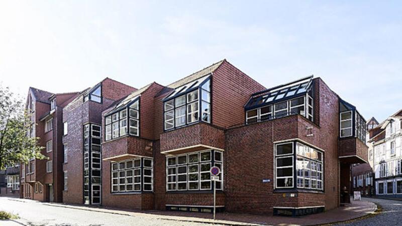 Der Verein „Forum BauKulturLand“ feiert Zehn-Jahres-Jubiläum Das Pastor-Behrens-Haus in Stade, errichtet ab 1976.