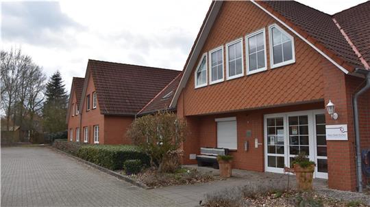Das Pflegeheim „Zwei Eichen“ in Selsingen ist seit Freitag geschlossen. Jetzt wird ein neuer Betreiber gesucht. Fotos: Jakob Brandt