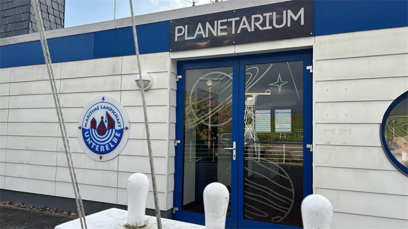 Das Planetarium lockt zu jeder Vorstellung zahlreiche Besucher an. Viele Shows sind bereits lange im Voraus ausgebucht.