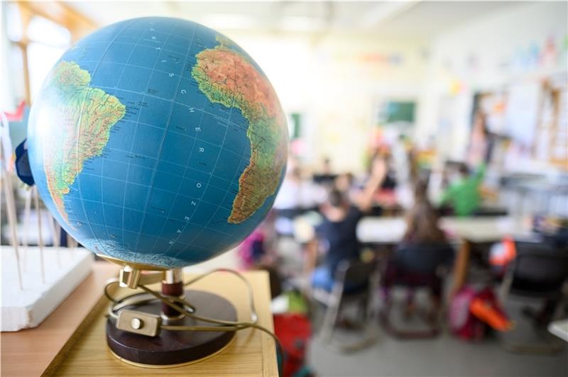 Das Programm „Erasmus+“ ermöglicht Schüleraustausche und Lehrerfortbildungen im Ausland. Auch das Gymnasium Buxtehude Süd profitiert jetzt davon. Foto: Sebastian Gollnow/dpa