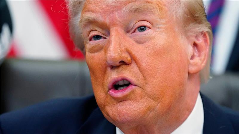 Das „Projekt Freiheit“ von US-Präsident Trump soll zeitweise ausgesetzt werden. 