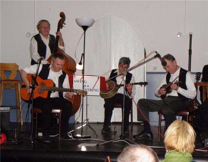 Das Quartett Swing on a String . Foto Schattenblick