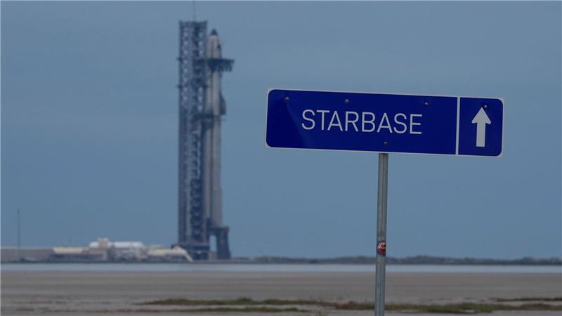 Zehnter Testflug von Rakete Starship um einen Tag verschoben Das Raketensystem „Starship“ von SpaceX wird für einen Testflug vorbereitet (Archivbild).