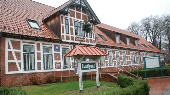 Das Rathaus "Junkernhof" in Apensen 