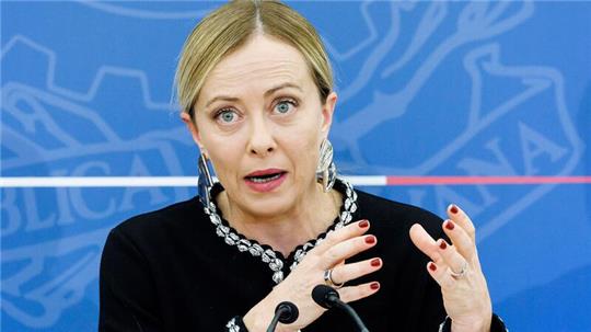 Das Regierungslager von Ministerpräsidentin Giorgia Meloni lehnt die Ratifizierung der Brüsseler Pläne ab.