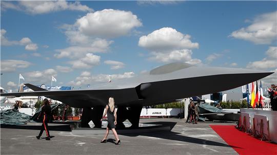 Das Ringen um das deutsch-französische Luftkampfprojekt FCAS geht erst einmal weiter. (Archivbild)