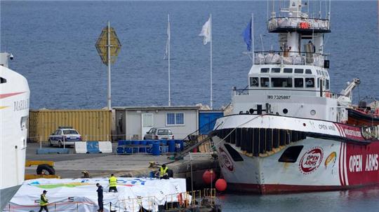 Das Schiff der spanischen Hilfsorganisation „Open Arms“ soll rund 200 Tonnen Lebensmittel von Zypern nach Gaza bringen.