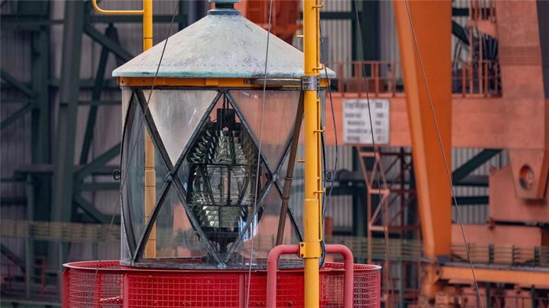 Feuerschiff „Elbe 1“ erhält Verjüngungskur in Stralsund Das Schiff diente als eine Art schwimmender Leuchtturm.