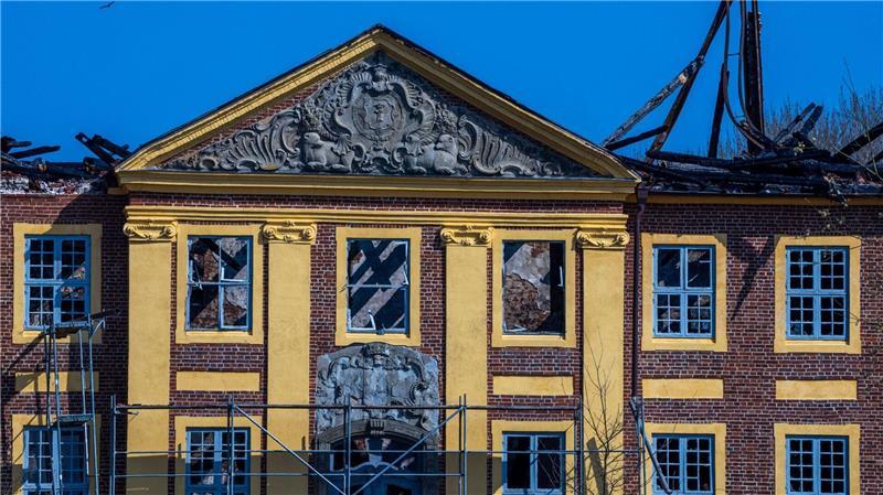 „Dichtfest“ für schwerbeschädigtes Schloss Johannstorf Das Schloss gilt als Perle des Barock in Mecklenburg. (Archivbild)