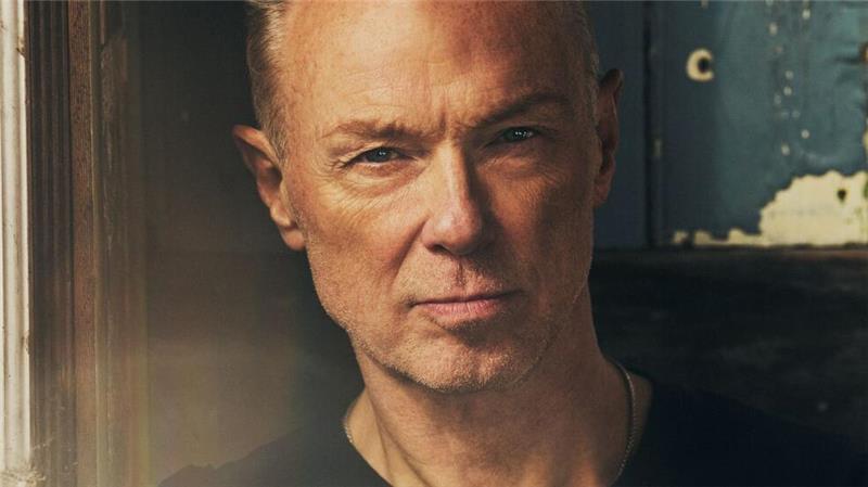 Gary Kemp solo: Zwischen Spandau Ballet und Pink Floyd Das Schreiben des Albums sei für Kemp eine Art Therapie gewesen, sagte er der Deutschen Presse-Agentur in London.