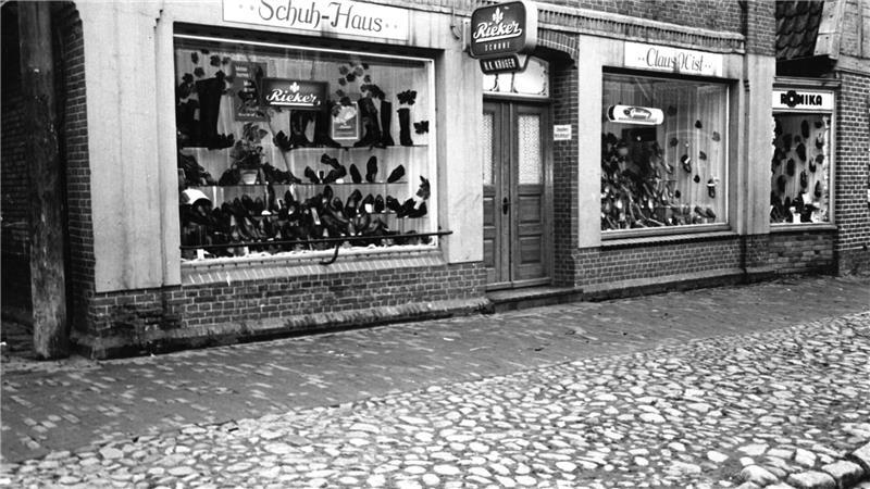 Das Schuh-Haus noch mit dem Namen des Firmengründers Claus Wist Mitte der 50er Jahre.