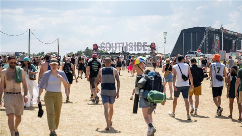 Southside-Festival wegen Unwetters unterbrochen Das Southside-Festival war in vollem Gange.