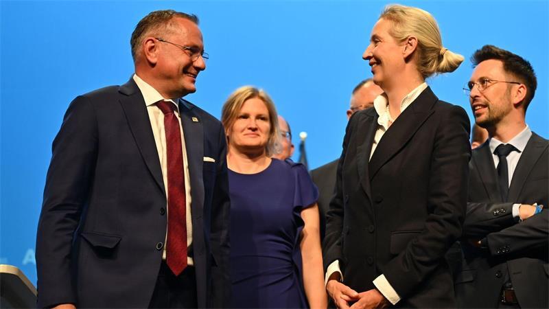 Das Spitzen-Duo Tino Chrupalla und Alice Weidel wird erneut bestätigt.