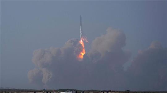 Das „Starship“ von SpaceX war Mitte April erstmals zu einem unbemannten Teststart aufgebrochen.