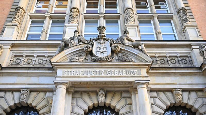 Das Strafjustizgebäude am Sievekingsplatz.