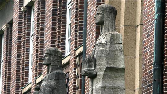 Das Strafverfahren gegen einen 27 Jahre alten Mann aus Stadland wegen Volksverhetzung endete jetzt vor einem Strafrichter im Amtsgericht Nordenham.