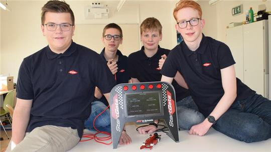 Das Team Delta startet bei der DM: Henrik (18), Timo (14), Jakob (14) und Johannes (16, von links).