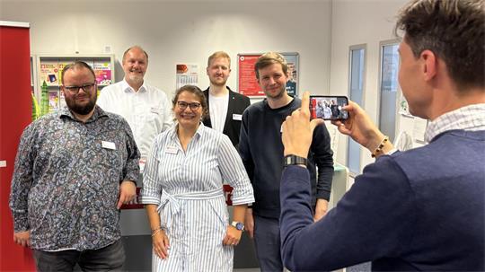 Das Team der Verbraucherzentrale Stade besteht aus Rajner Tatz (von links), Tim-Oliver Tettinger, Franziska Matthies, Mark Kaschner und Florian Koppelmann.