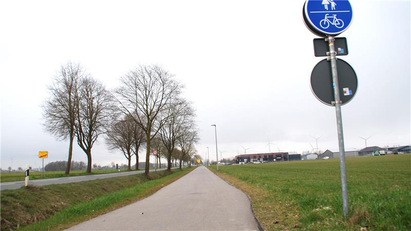 Das Teilstück des Radweges von der Bahnlinie bis zum Kreisel in Apensen wurde kürzlich fertiggestellt.