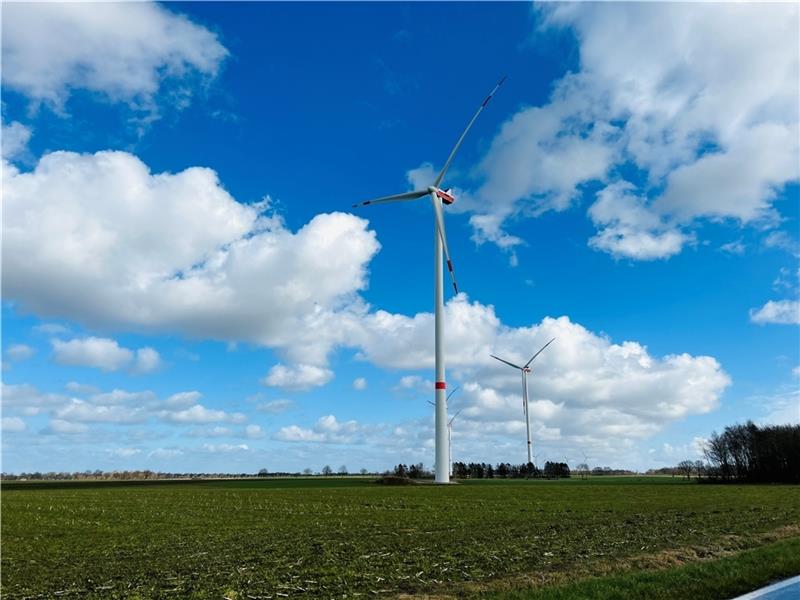 Das Thema Windenergie wird die Politik in der Samtgemeinde Oldendorf-Himmelpforten in den nächsten Wochen beschäftigen. Foto: Klempow