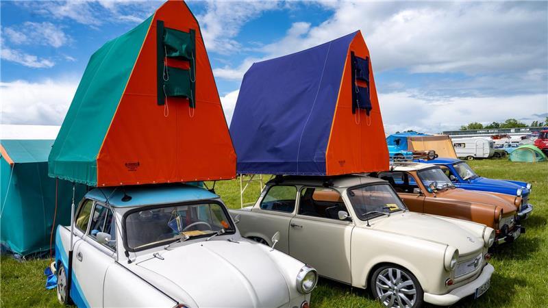 Trabi, Wartburg & Co: So viel sind DDR-Autos heute wert Das Trabant-Treffen in Anklam gibt es seit 30 Jahren. (Archivbild)