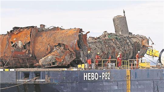 Das U-Boot U16 wurde inzwischen komplett geborgen. Experten der AWI gehen von etwa 750 bis 1000 Wracks mit militärischem Hintergrund in der Nordsee aus.