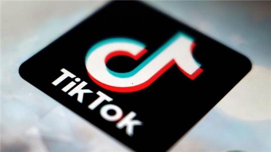 Das US-Repräsentantenhaus hat erneut für ein Gesetz gestimmt, das die Kurzvideo-App Tiktok unter amerikanische Kontrolle bringen soll.