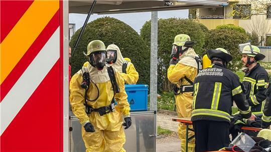 Das Umweltministerium transportierte das Fläschchen ab. 