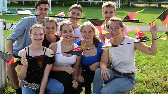 Das Voltigierteam aus Fredenbeck wird zum dritten Mal in Folge Deutscher Meister.