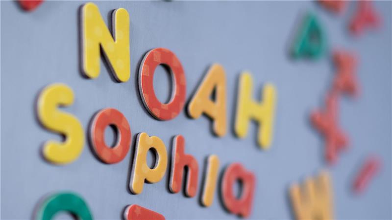 Sophia und Noah weiter Spitze bei Baby-Namensliste Das Vornamenduo Sophia und Sophie sowie Noah führen die Liste der beliebtesten Vornamen 2024 an (Symbolbild).