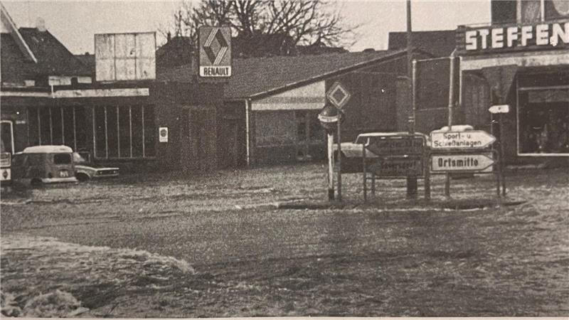 Das Wasser strömt durch Freiburg.
