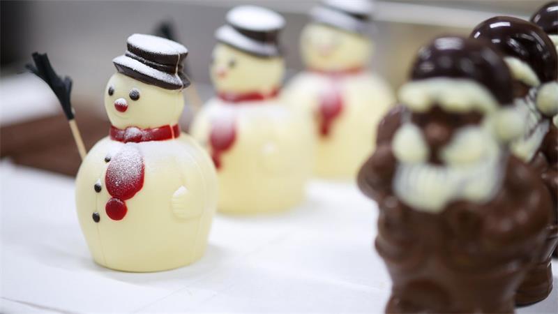 Schoko-Produktion fürs Weihnachtsgeschäft im vollen Gang Das Weihnachtsgeschäft ist für die Hersteller besonders wichtig.