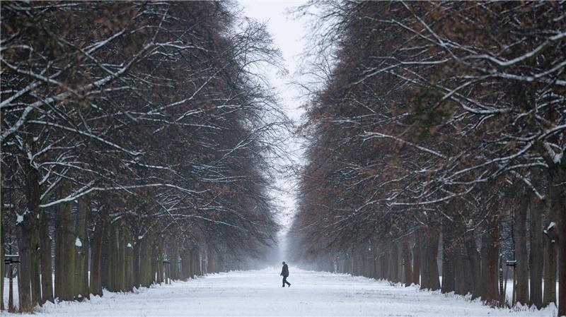 Das Wetter in Deutschland bleibt winterlich.