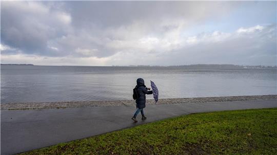 Das Wochenende im Norden zeigt sich wechselhaft. (Symbolbild)