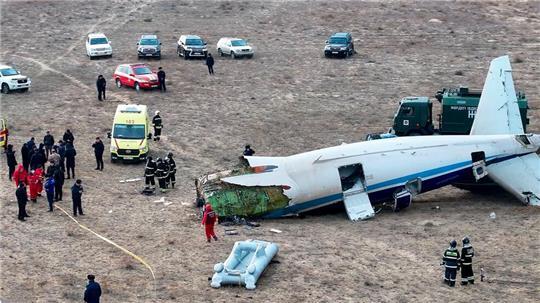 Das Wrack der Embraer 190.