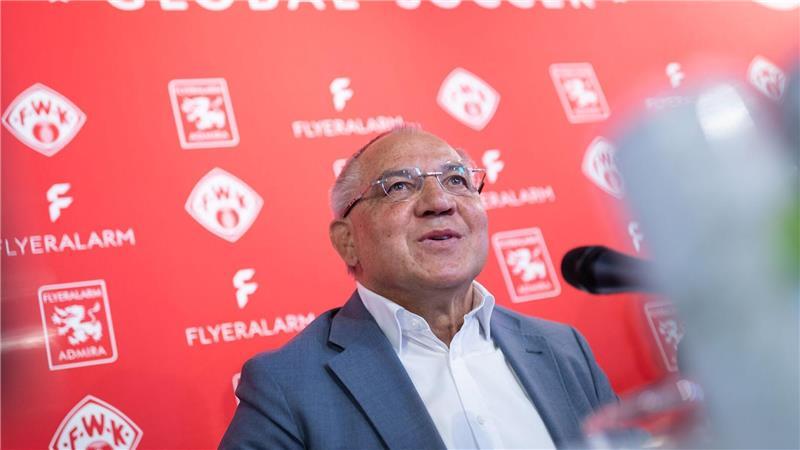 Ex-Braunschweiger Schiele: „Gekommen, um aufzusteigen“ Das Würzburger Experiment mit Felix Magath scheiterte krachend. (Archivbild)