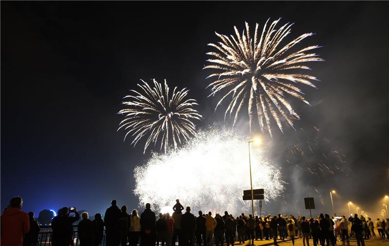Umwelthilfe fordert Böllerverbot zu Silvester Das alte Jahr wird von Vielen gerne mit einem lauten Knall verabschiedet. Für die Umwelt ist das Spektakel aber alles andere als sinnvoll.