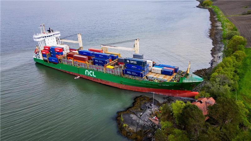 Norwegen: Auf Grund gelaufenes Containerschiff geborgen Das auf Grund gelaufene Schiff ist am Dienstag geborgen worden.