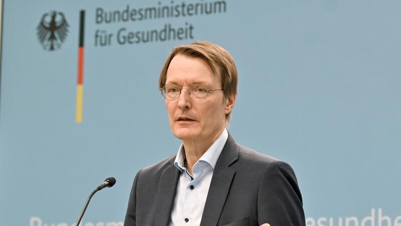 Lauterbach: Organspende-Register startet am 18. März „Das digitale Organspende-Register wird am 18. März nun endlich an den Start gehen“, sagt Karl Lauterbach (SPD).