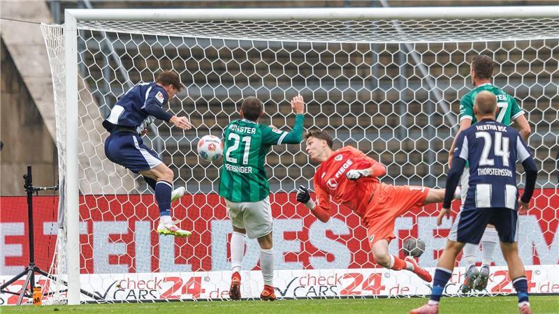 Heimtor und Sieg: Hertha-Premieren beim 2:1 gegen Münster Das erste Heimtor im vierten Heimspiel: Sebastian Grönning erzielt das 1:0 gegen Preußen Münster.