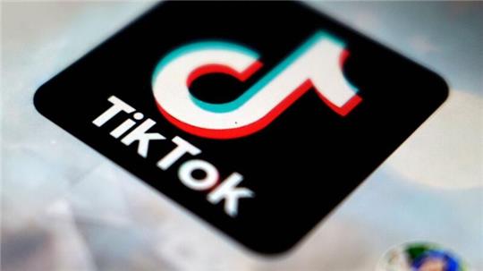 Das erste Verbot der populären Video-App TikTok in einem US-Bundesstaat ist von einem Gericht auf Eis gelegt worden.