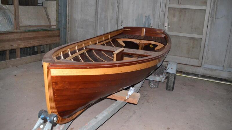 Das freiwillige Gesellenstück von Bootsbauer Elia Wirth: ein zwölf Fuß großes Dinghy.