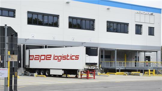 Das für Amazon gebaute Logistikzentrum in Stade-Ottenbeck wird jetzt von einer Firma aus der Region als Lager genutzt.
