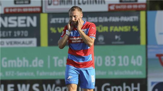 Das hatte sich D/A anders vorgestellt: Die Kehdinger verloren das Flutlichtspiel in Flensburg am Freitagabend mit 2:3.