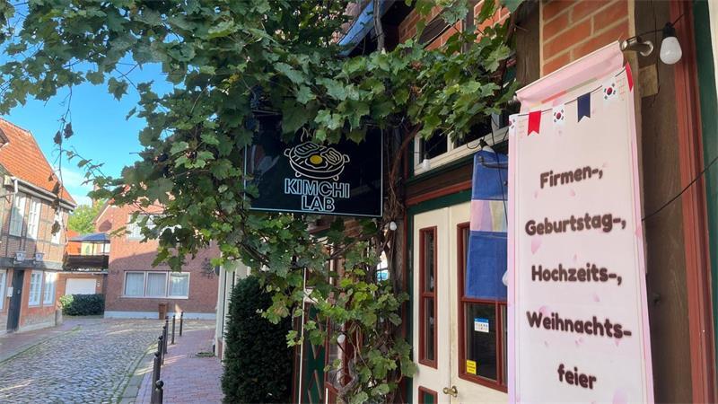 Gastro-Meile: Neue Cocktail- und Weinbar Genesis 4 eröffnet in Buxtehude Das koreanische Restaurant Kimchi Lab ist 2025 neu eröffnet worden. Vorher gab es hier das Primus.