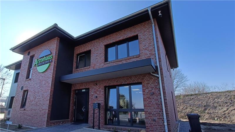 Das neue Ärztehaus wurde von der Himmelpfortener Baugesellschaft Mittelstädt realisiert.