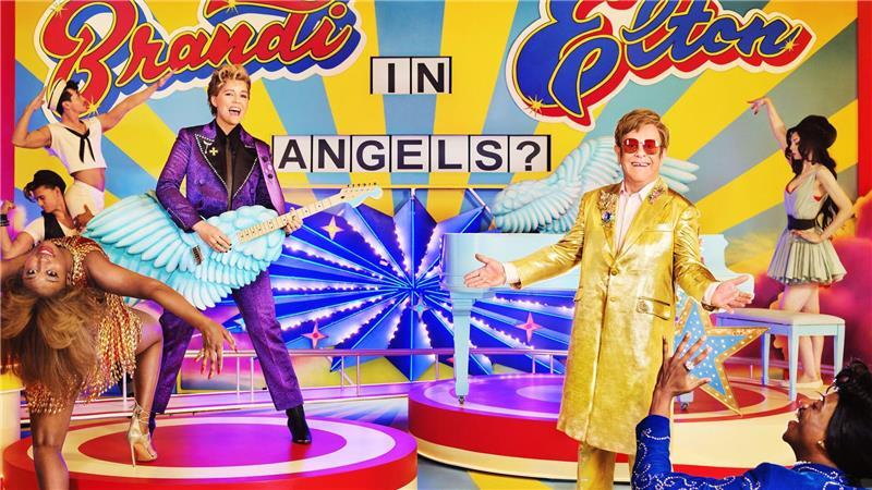 Elton Johns grandioses Spätwerk mit Brandi Carlile Das neue Album „Who Believes In Angels?“ ist eine Rückkehr zum Rock-‘n‘-Roll-Sound, mit dem Elton John berühmt wurde.