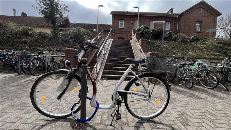 Das neue Fahrradparkhaus soll auf Höhe der Giselbertstraße gebaut werden.