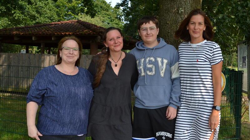 Das neue Team der Kindertagesstätte Großenwörden: Debbie Mürmann, Leiterin Kirstin Regner, Jupp Hesse und Alena Lingk (von links).
